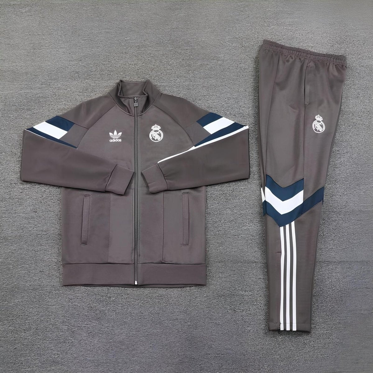Real Madrid 24/25 - Tracksuit - Full Zip