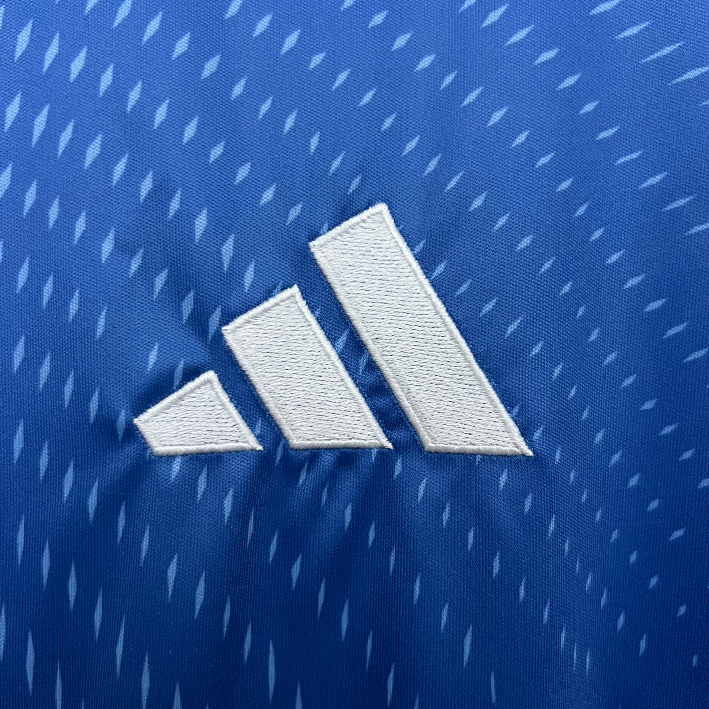 Camiseta azul especial del Real Madrid 25/26 versión para aficionados