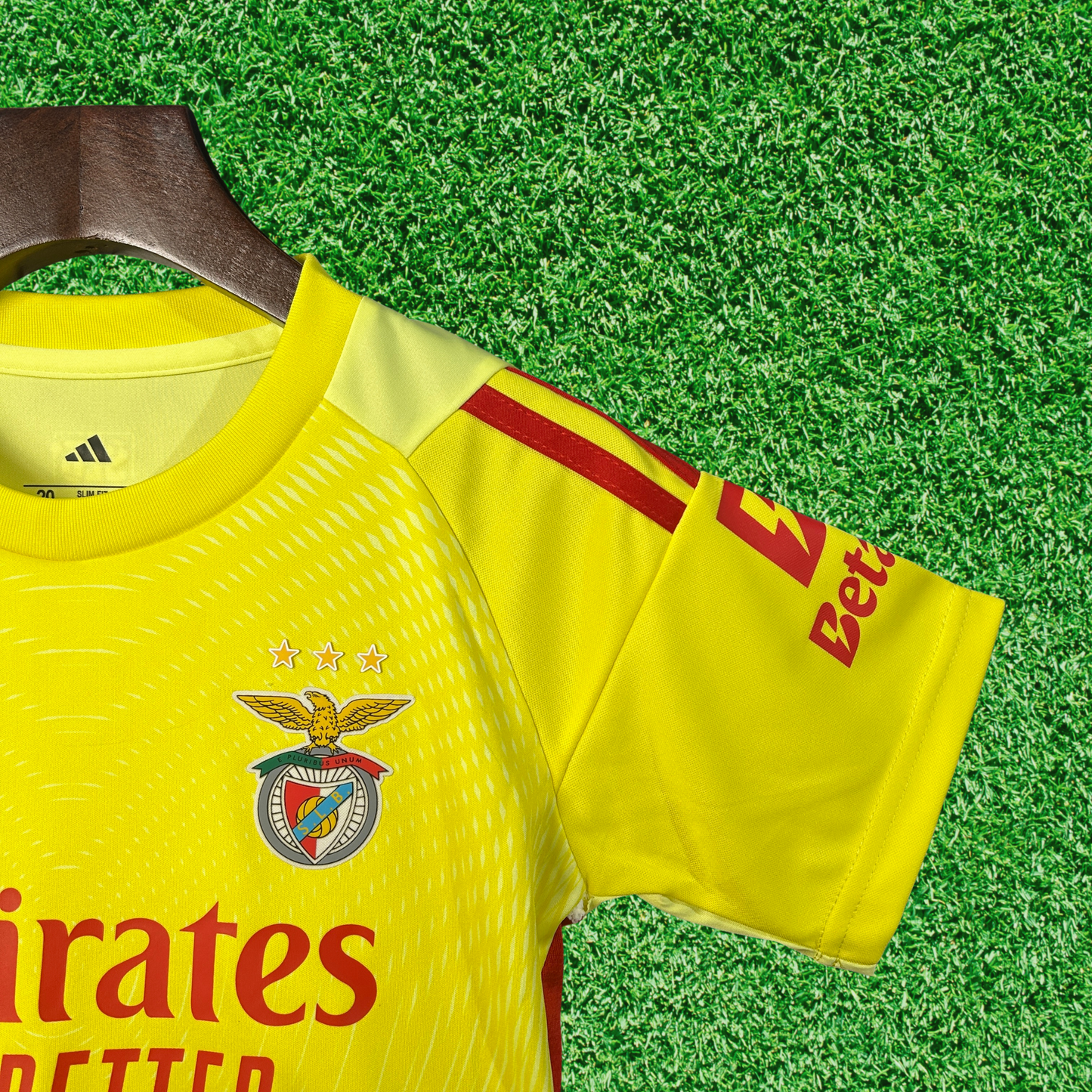 Kit SL Benfica Goleiro 25/26 Infantil