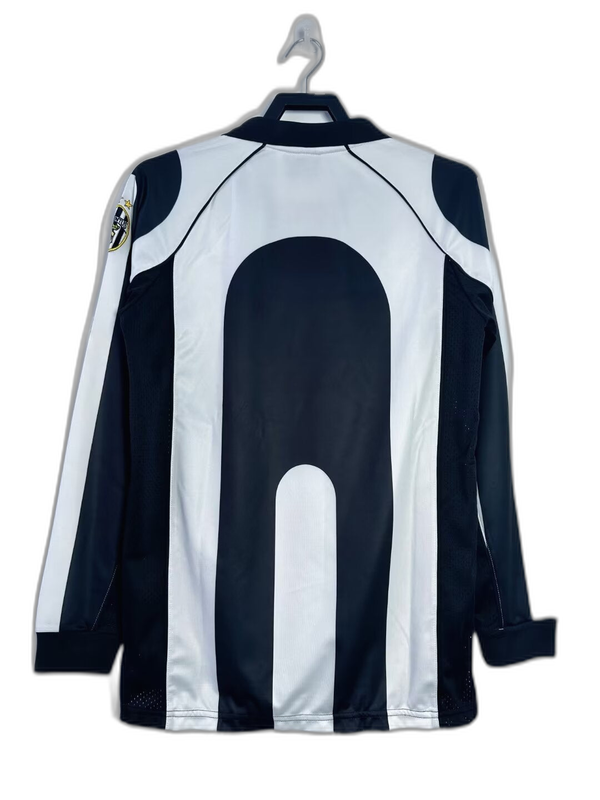 Camiseta local de la Juventus 97/98 - Versión retro de manga larga