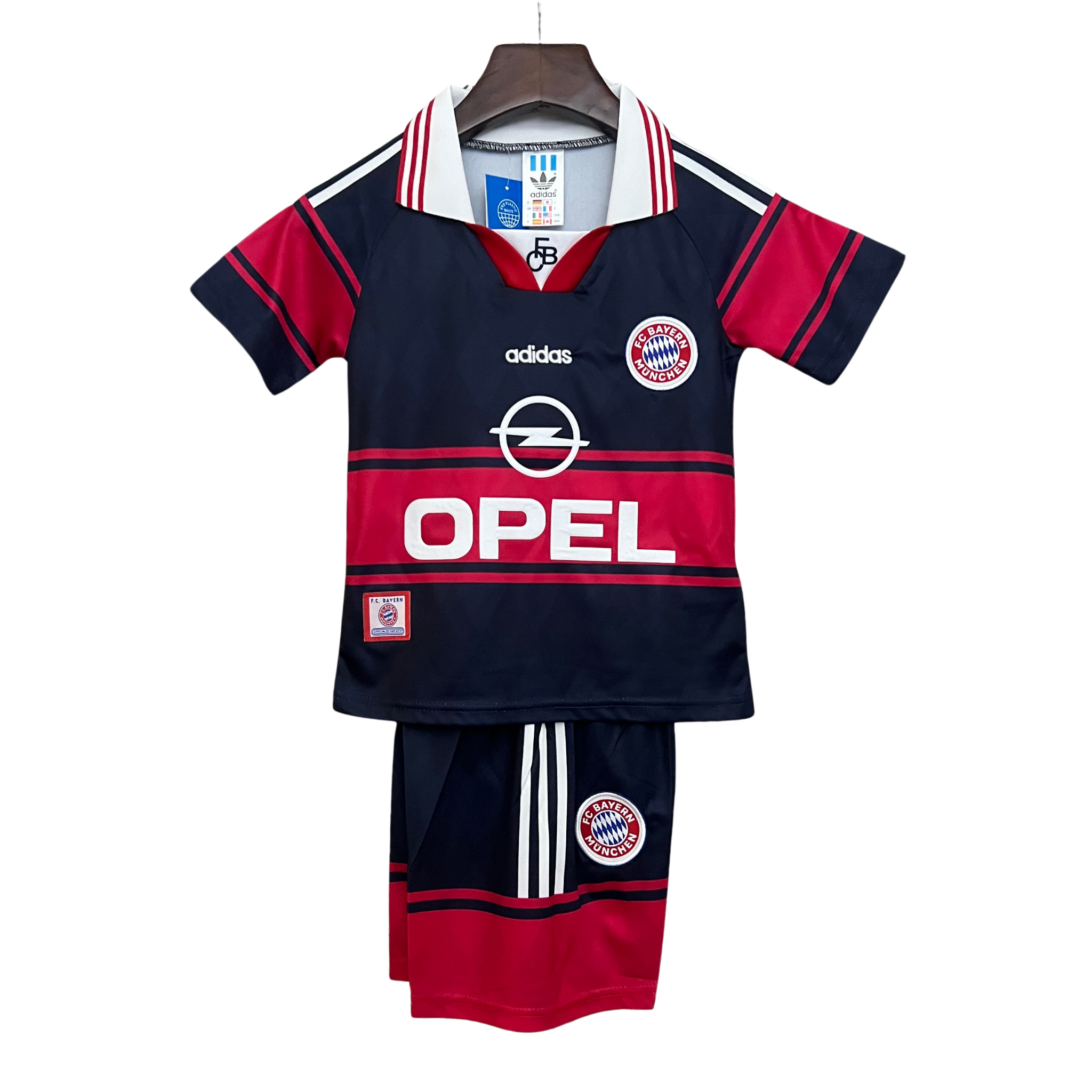 Kit Bayern Munich I 97/99 Infantil