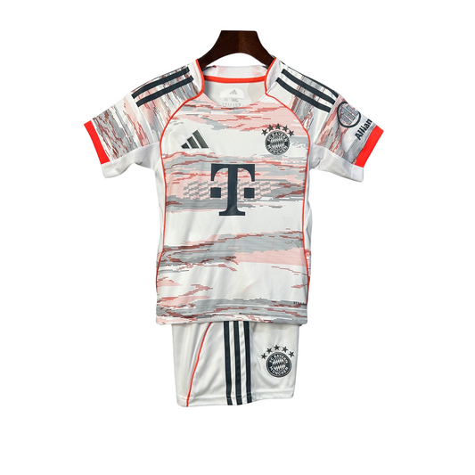 Kit del Bayern Múnich II 25/26 para niños 
