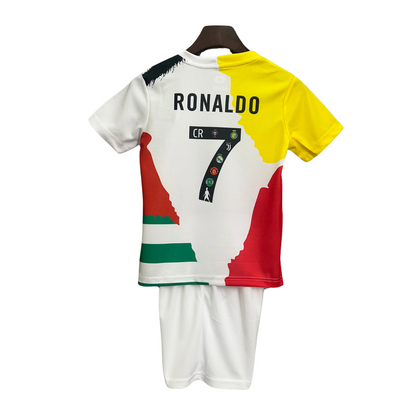 Kit de leyendas de Cristiano Ronaldo 25/26 para niños 