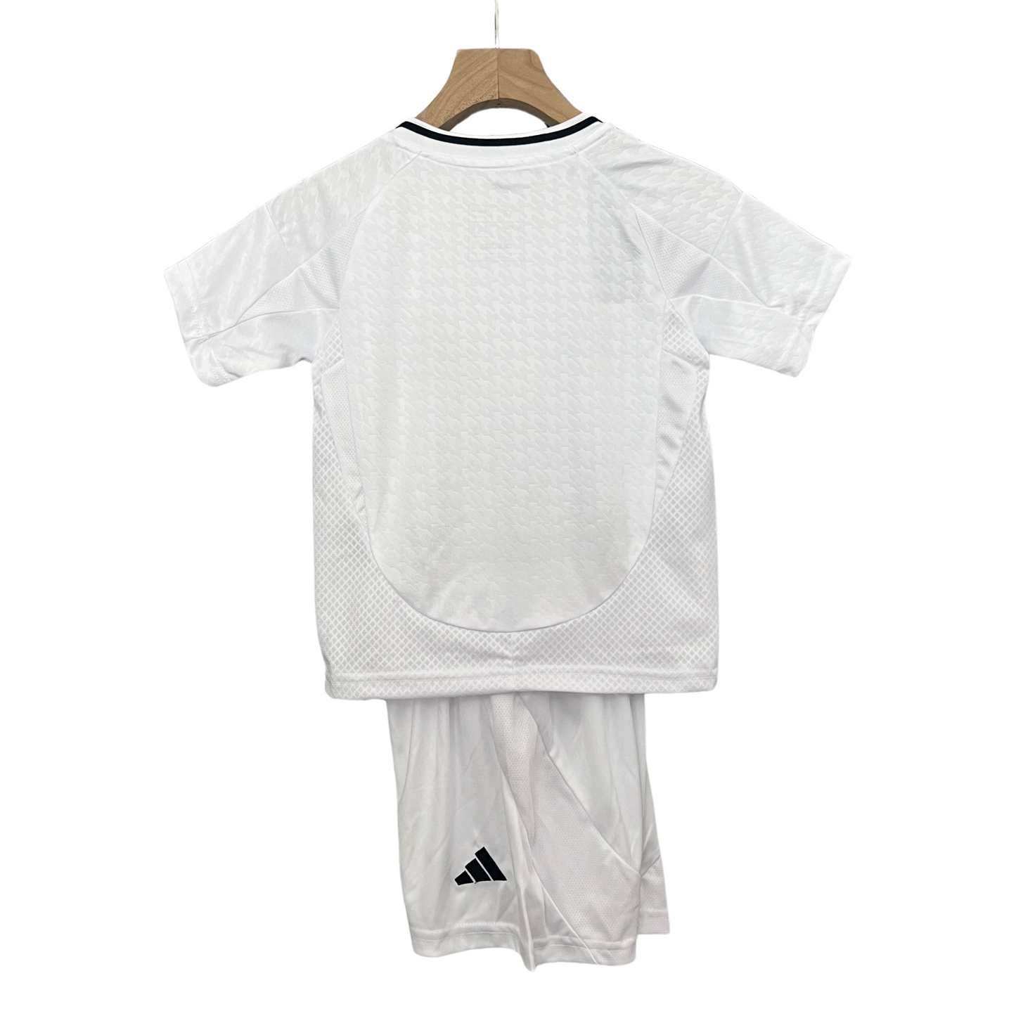 Real Madrid I 24/25 Children's Kit