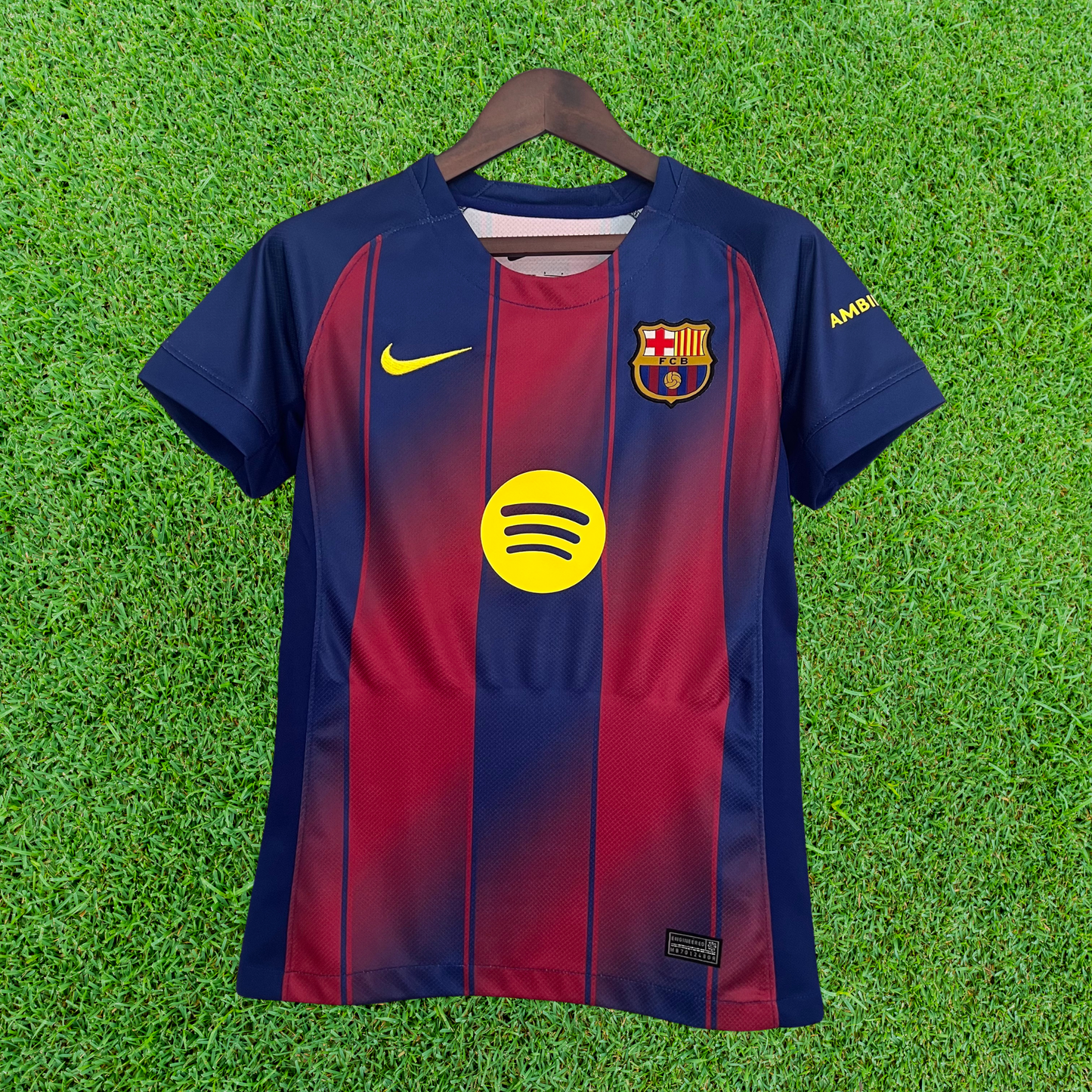 Camiseta local del Barcelona 25/26 para mujer, versión para aficionados 