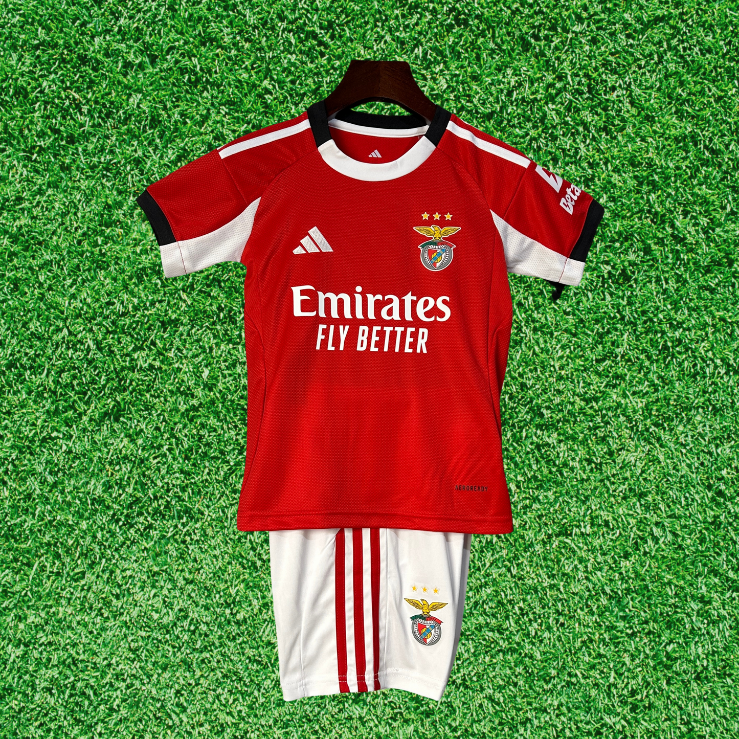 Kit local del SL Benfica 25/26 para niños 