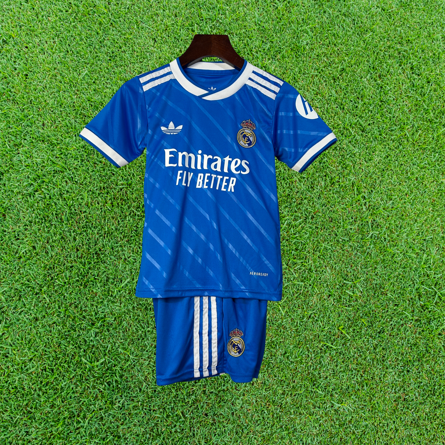 Kit Real Madrid III 25/26 Infantil