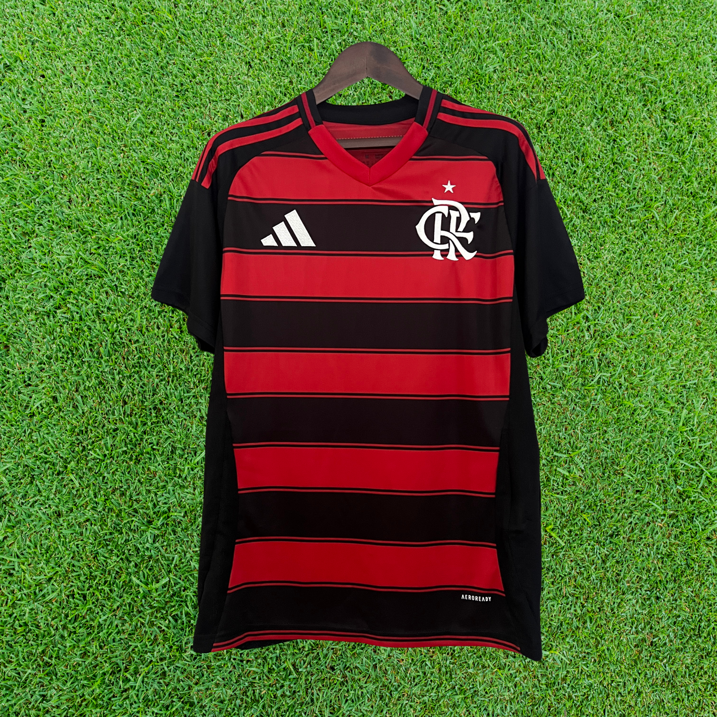 Camiseta Flamengo Local 25/26 Versión Fan 