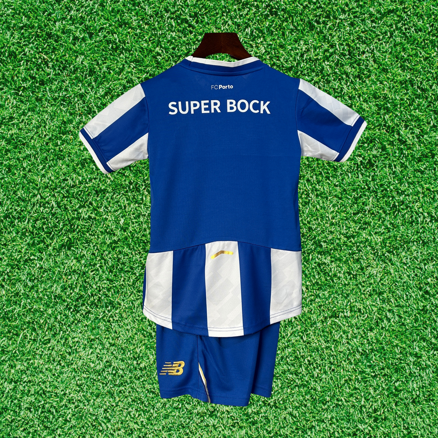Kit local del FC Porto 25/26 para niños 