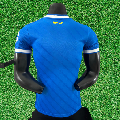 Camiseta de jugador de la tercera equipación del Real Madrid 25/26 