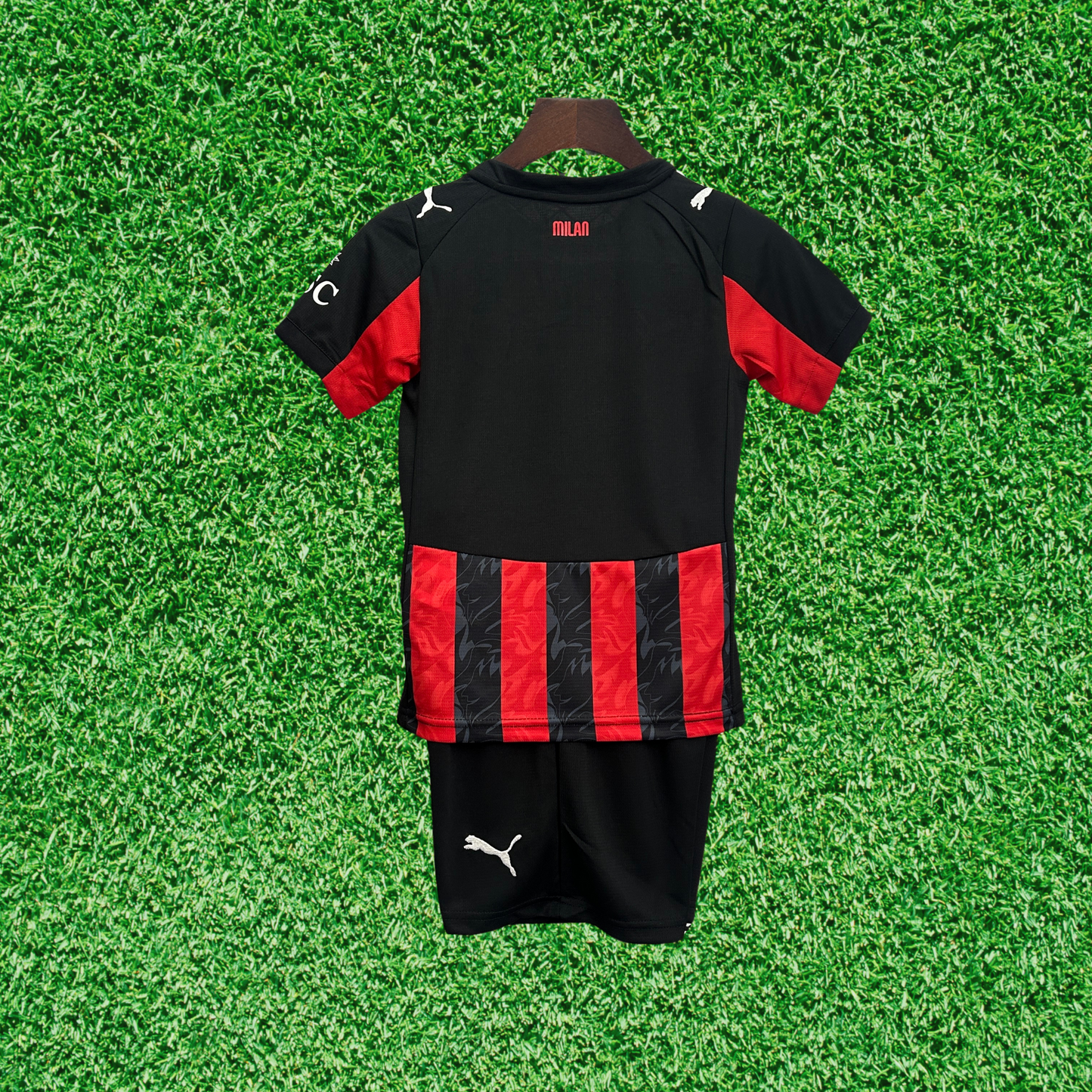 Kit AC Milan I 25/26 Infantil