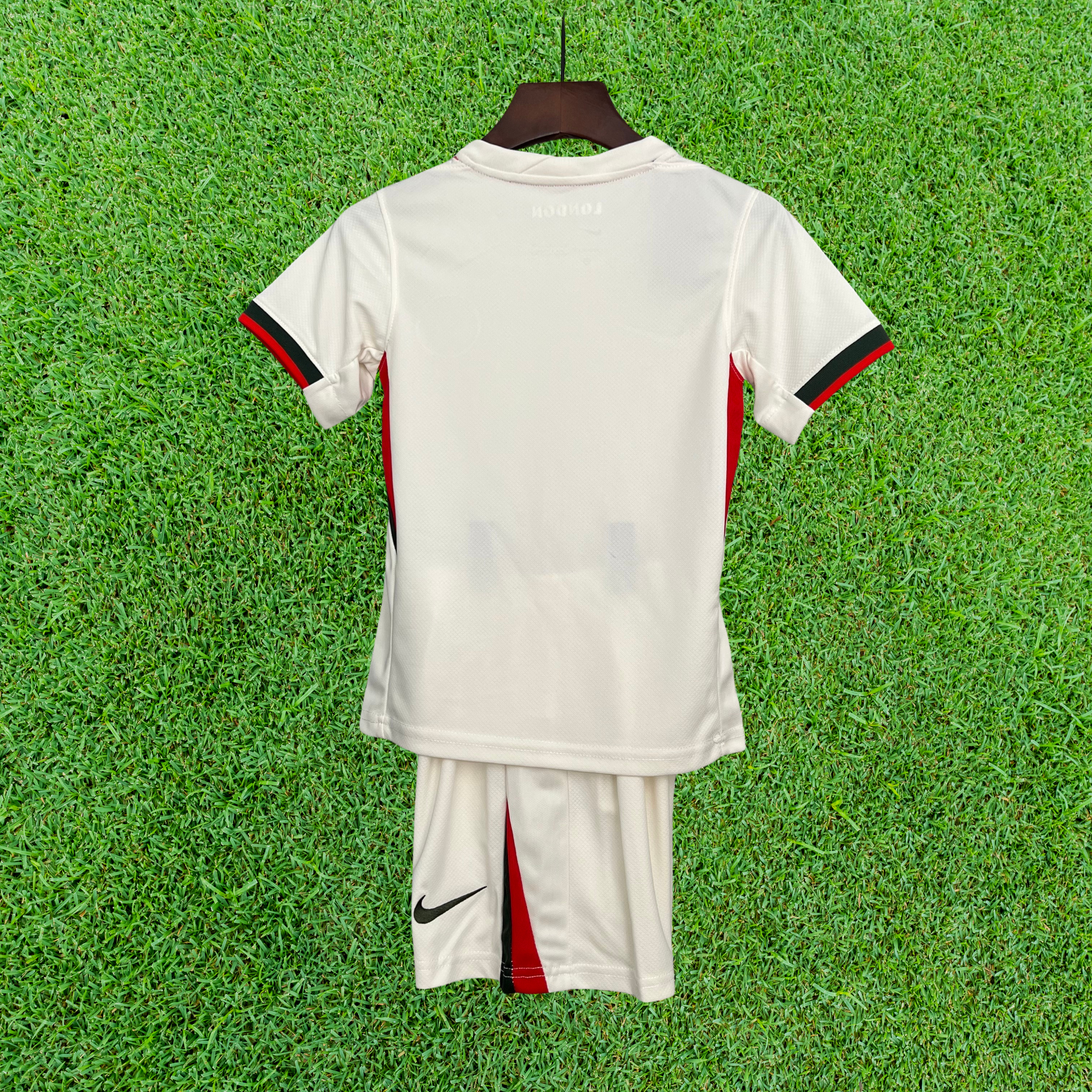 Kit Chelsea II 25/26 Infantil