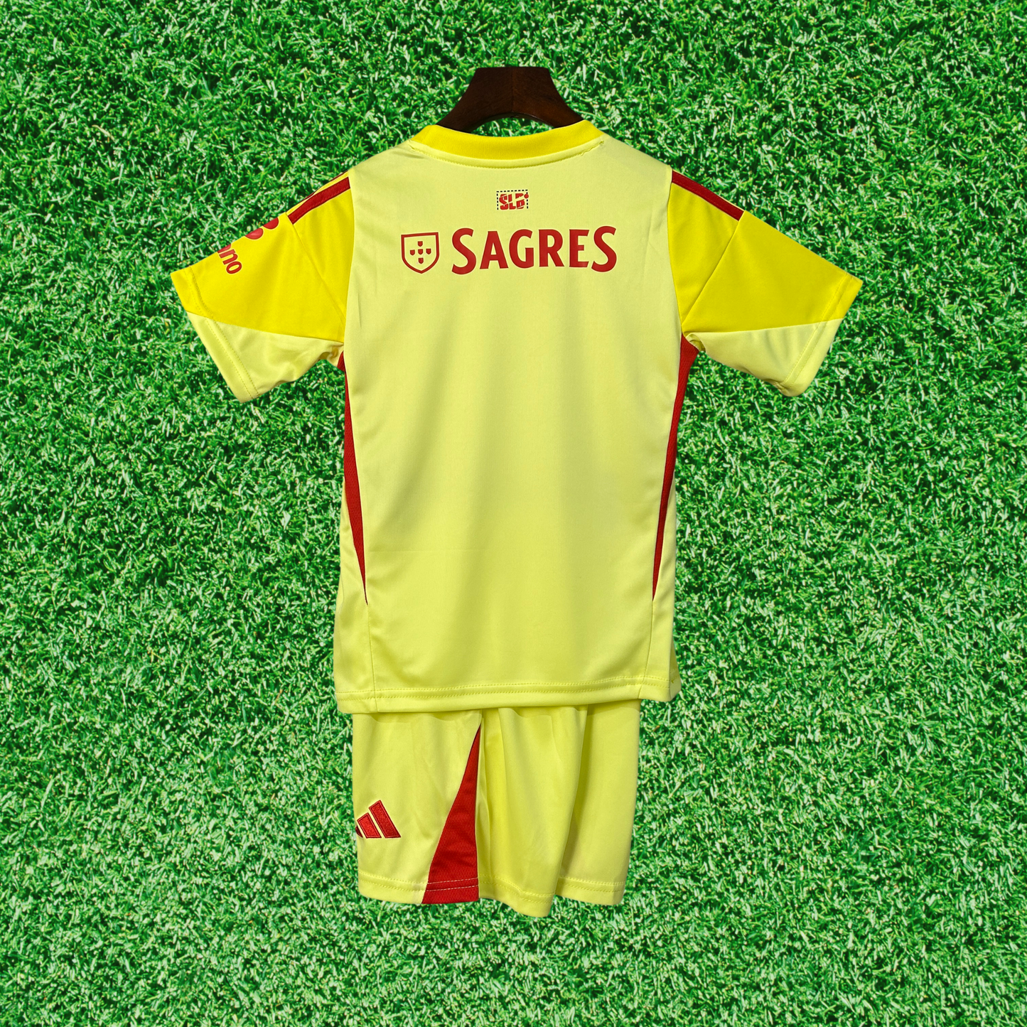 Kit SL Benfica Goleiro 25/26 Infantil
