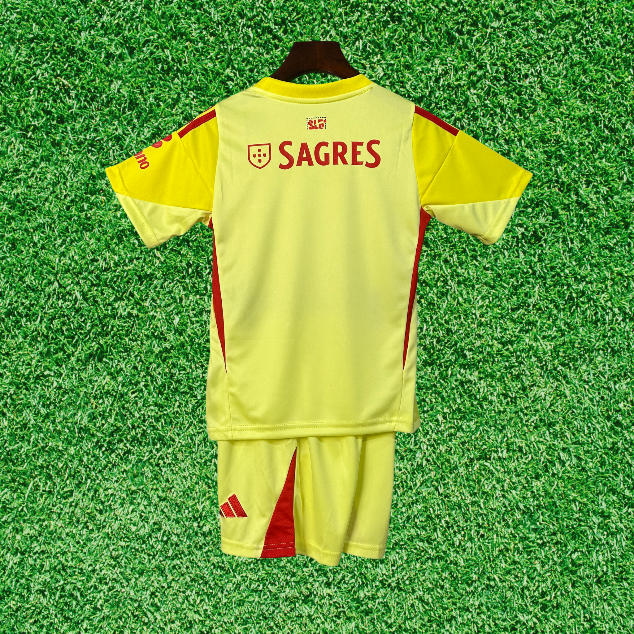 Kit SL Benfica Goleiro 25/26 Infantil
