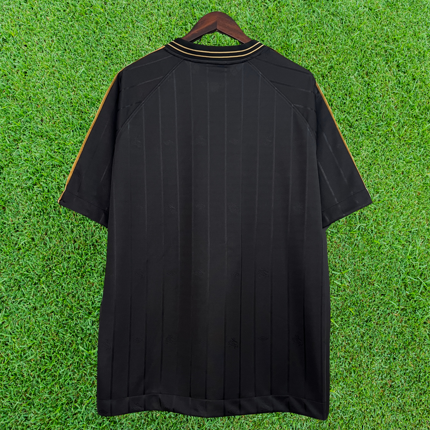 Camisa Santos Charlie Brown Jr 2024 Retrô