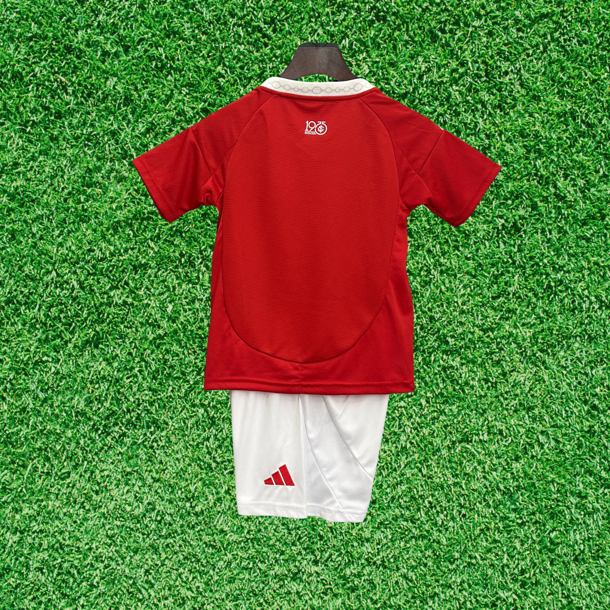Kit Internacional I 25/26 Infantil
