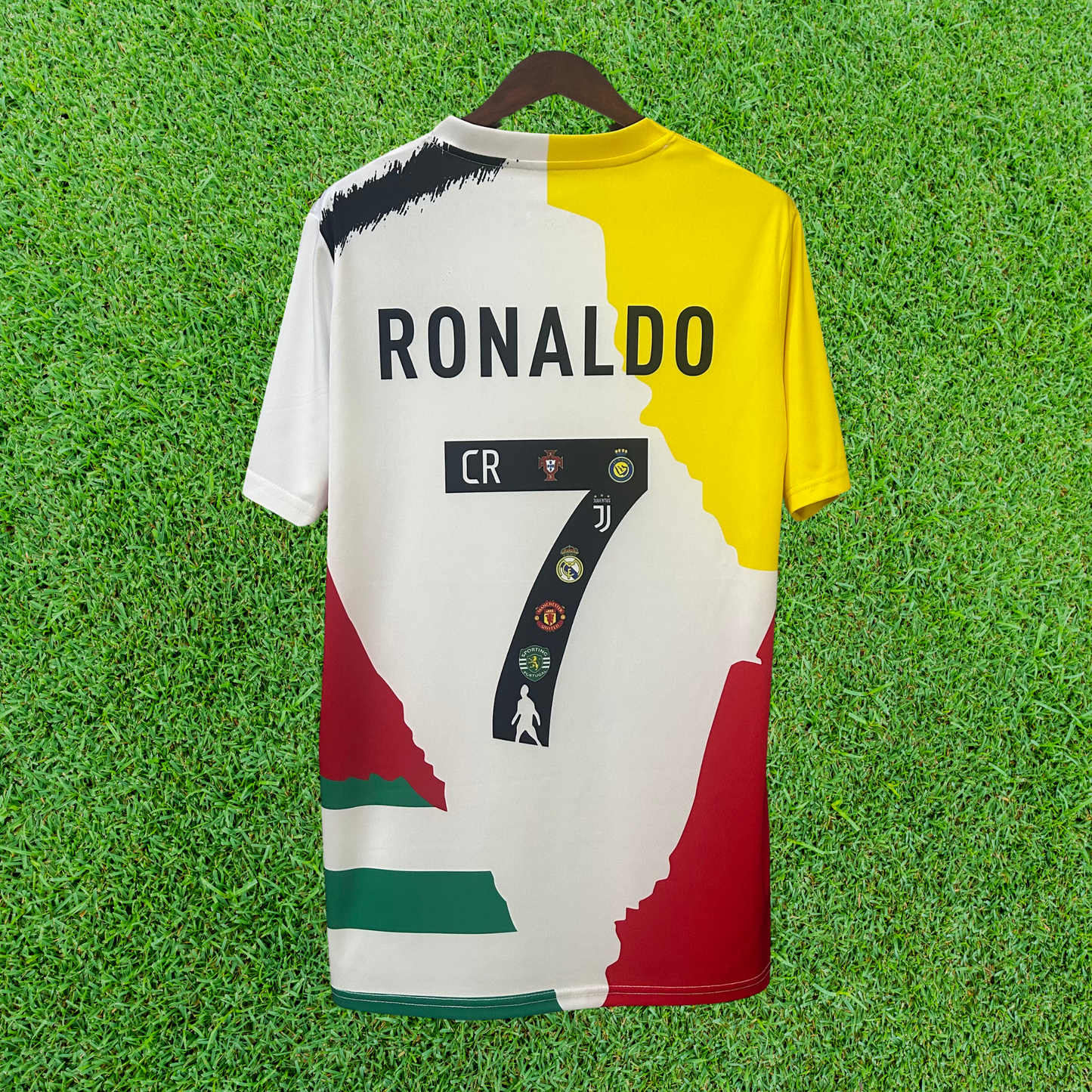 Cristiano Ronaldo Legends Jersey 25/26 Fan Version