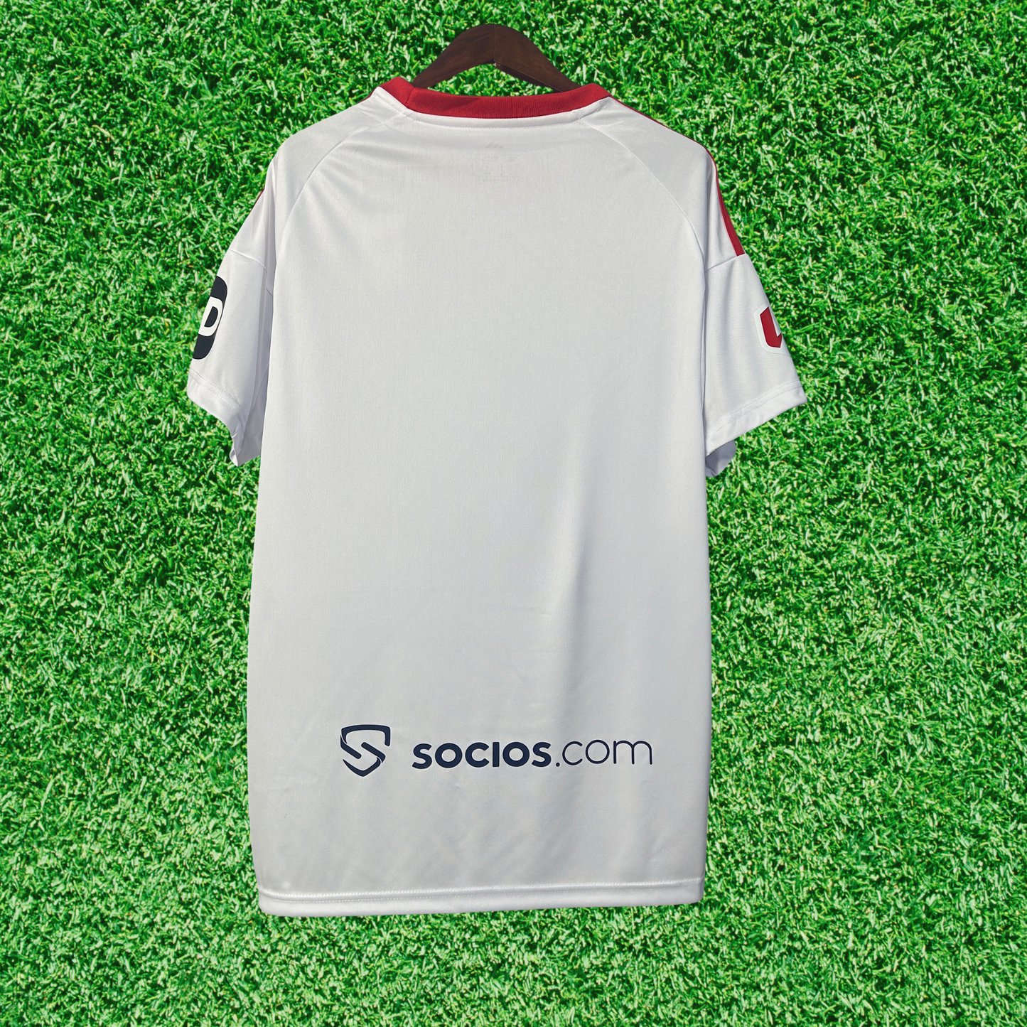 Camiseta local del Sevilla FC 25/26 versión para aficionados 