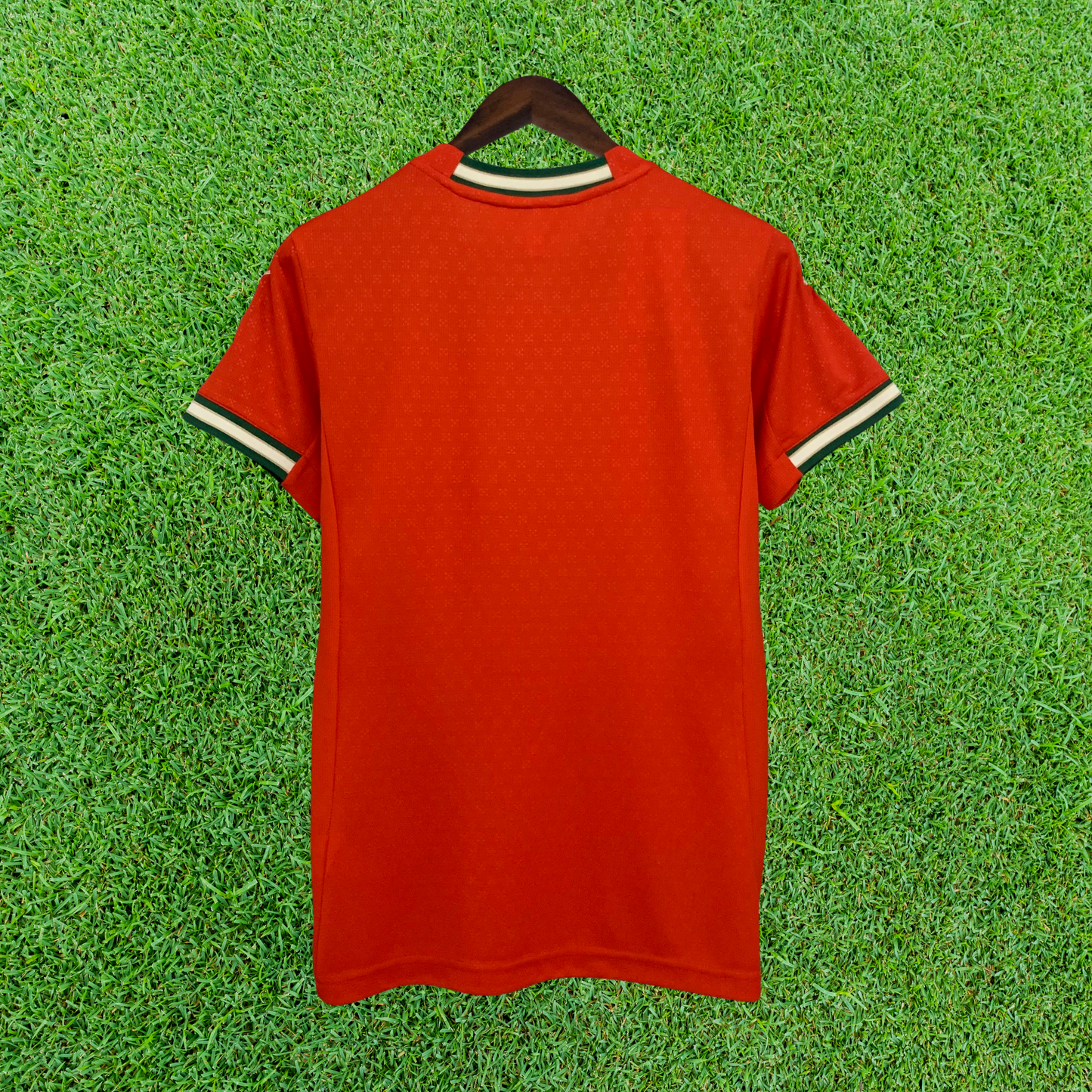 Camiseta local de Portugal 2025, versión para aficionados para mujer 