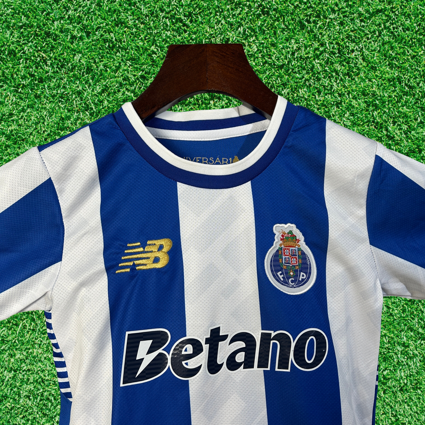 Kit local del FC Porto 25/26 para niños 