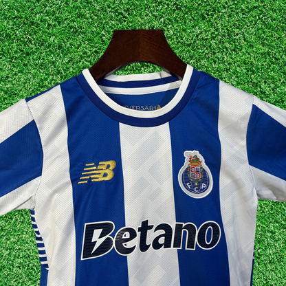 Kit local del FC Porto 25/26 para niños 