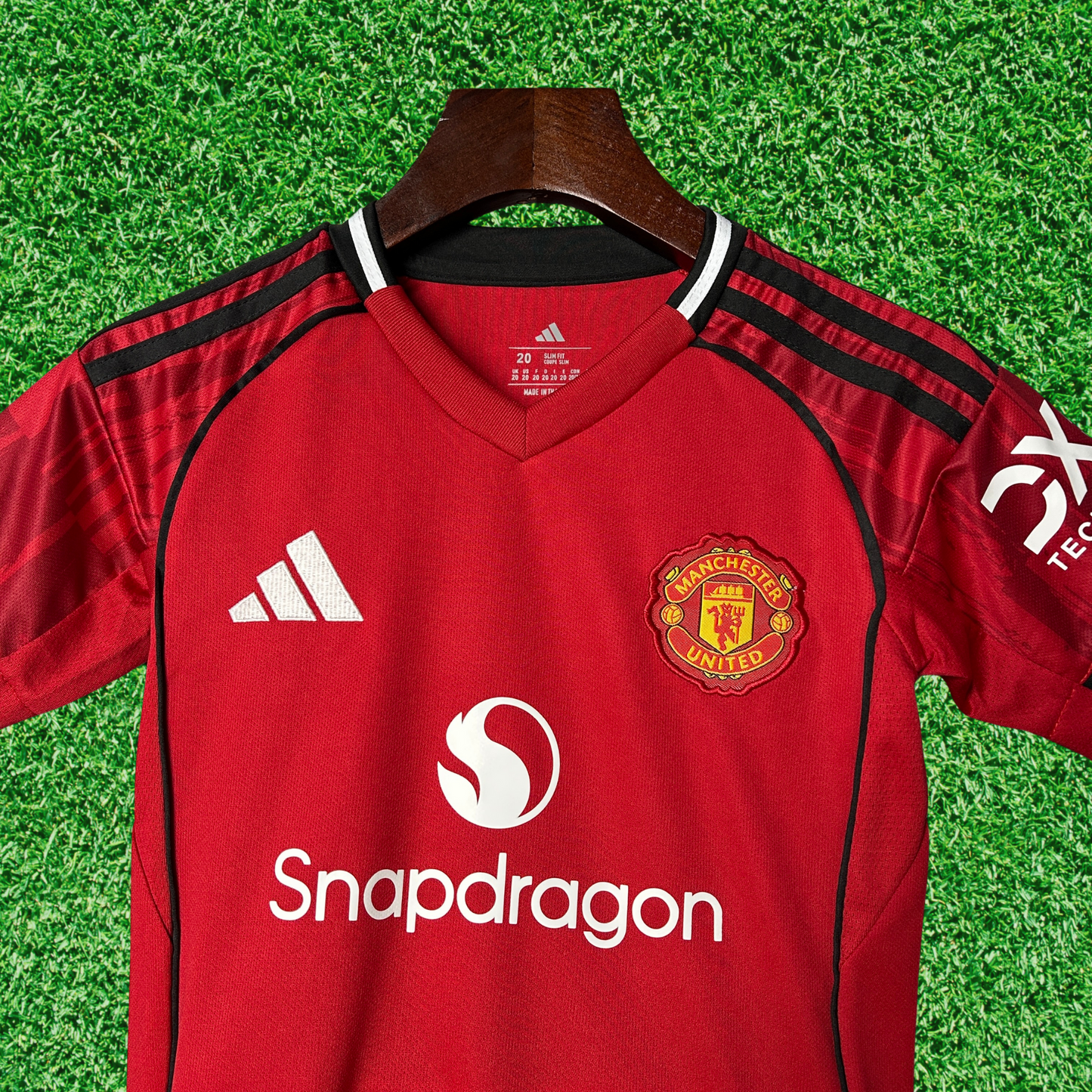 Kit Manchester United I 25/26 Infantil