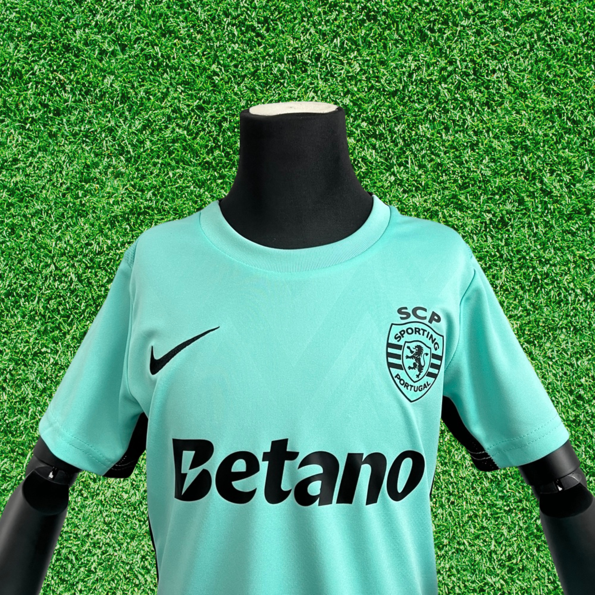 Kit Sporting CP III 25/26 Infantil