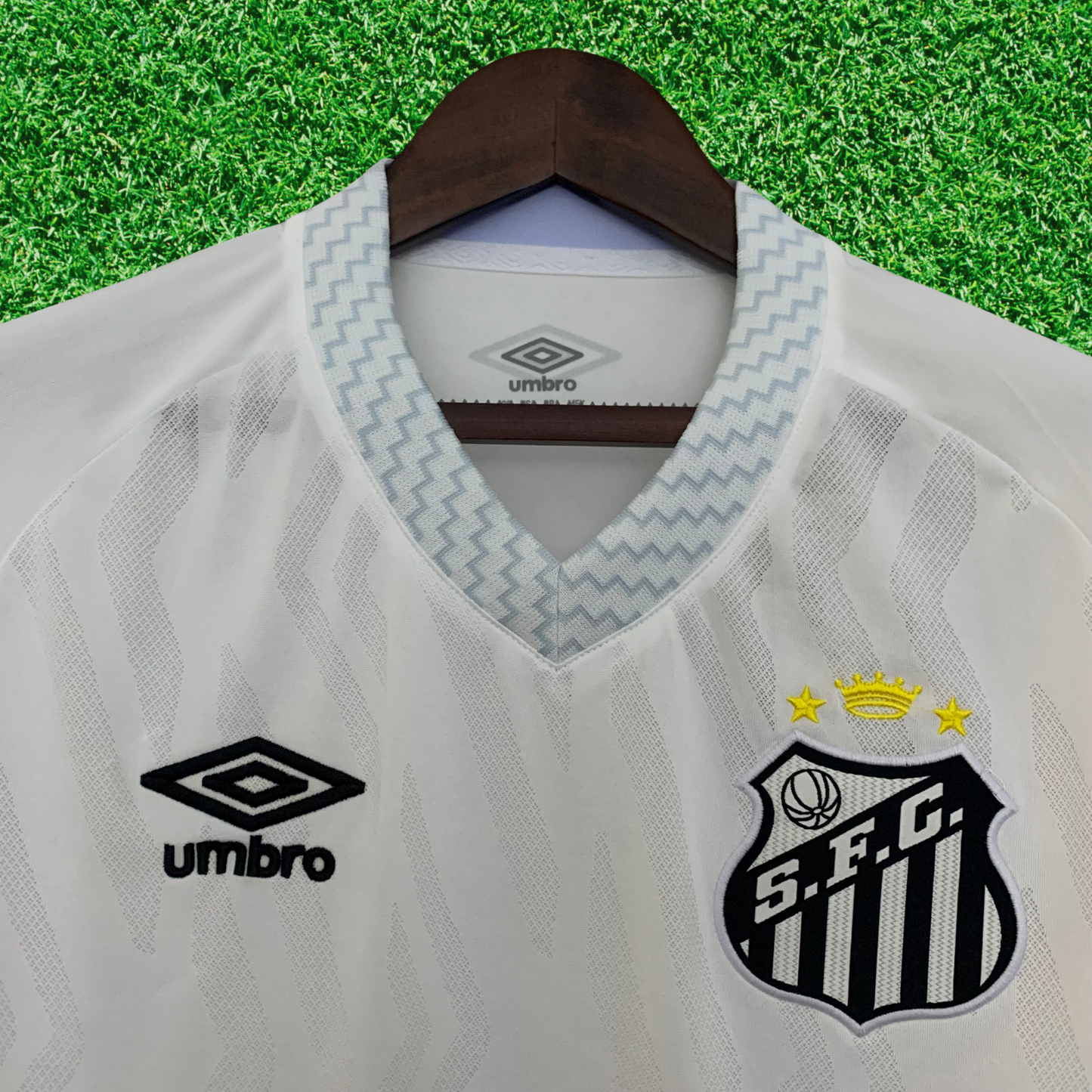 Santos Home Jersey 25/26 Fan Version