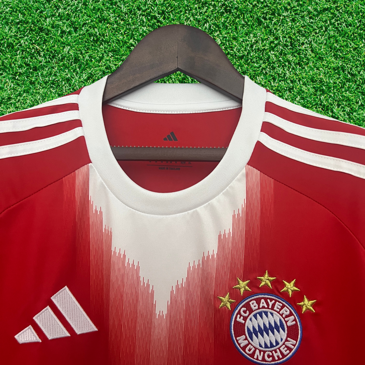 Bayern Munich Home Jersey 25/26 Fan Version