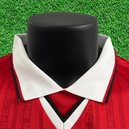 Camiseta de visitante del Manchester United 99/00 Retro 