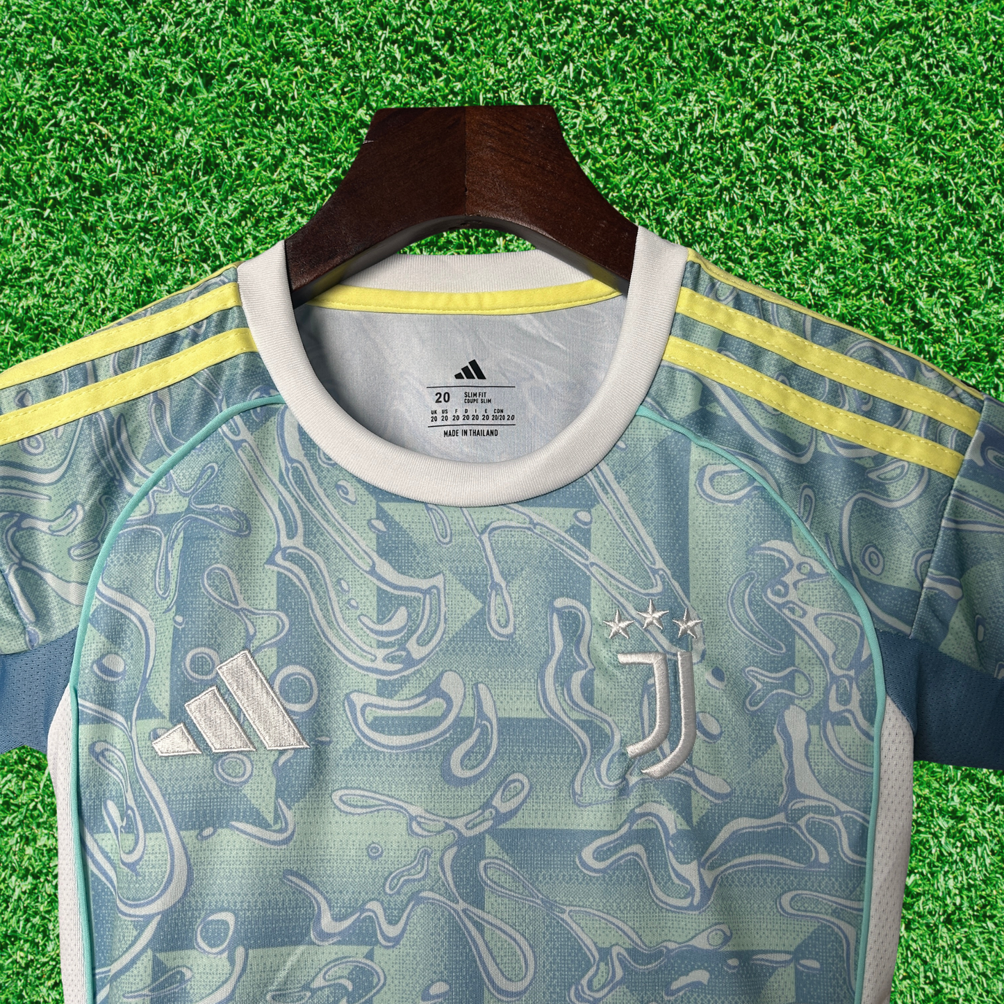 Juventus II 25/26 Children's Kit