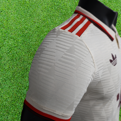 Camiseta de jugador del Bayern Múnich 24/25 (tercera equipación) 