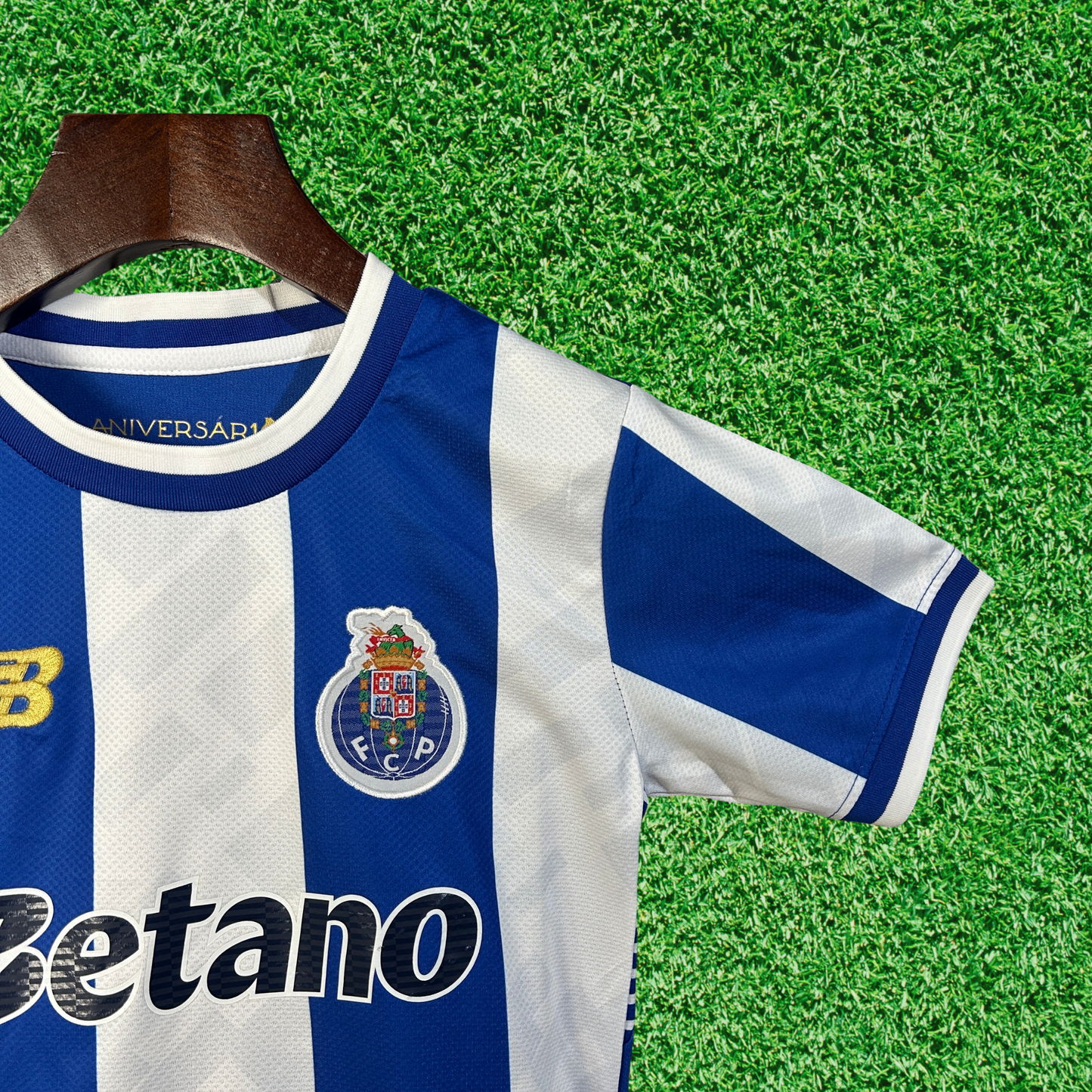 Kit local del FC Porto 25/26 para niños 