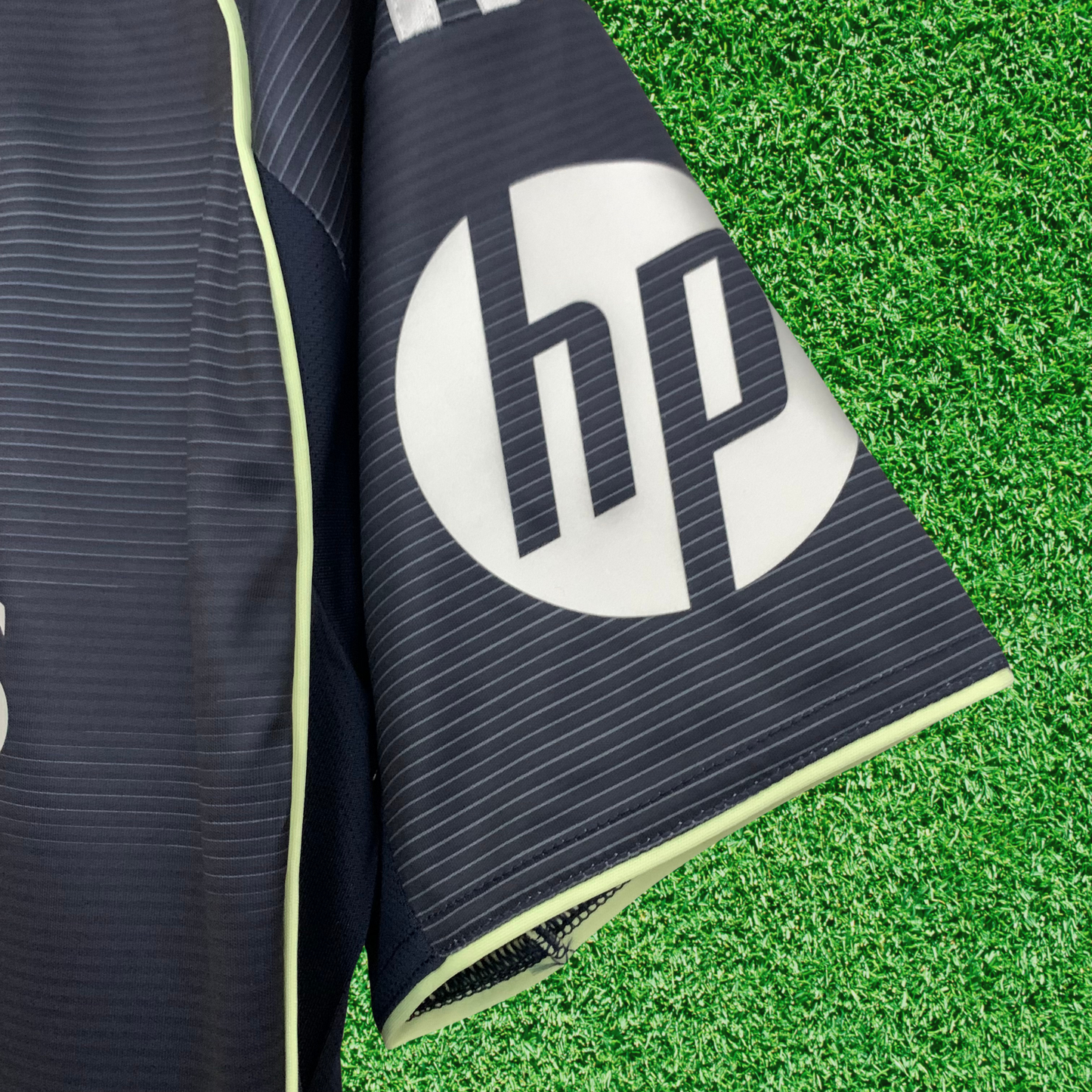 Camiseta visitante del Real Madrid 25/26 versión para aficionados 