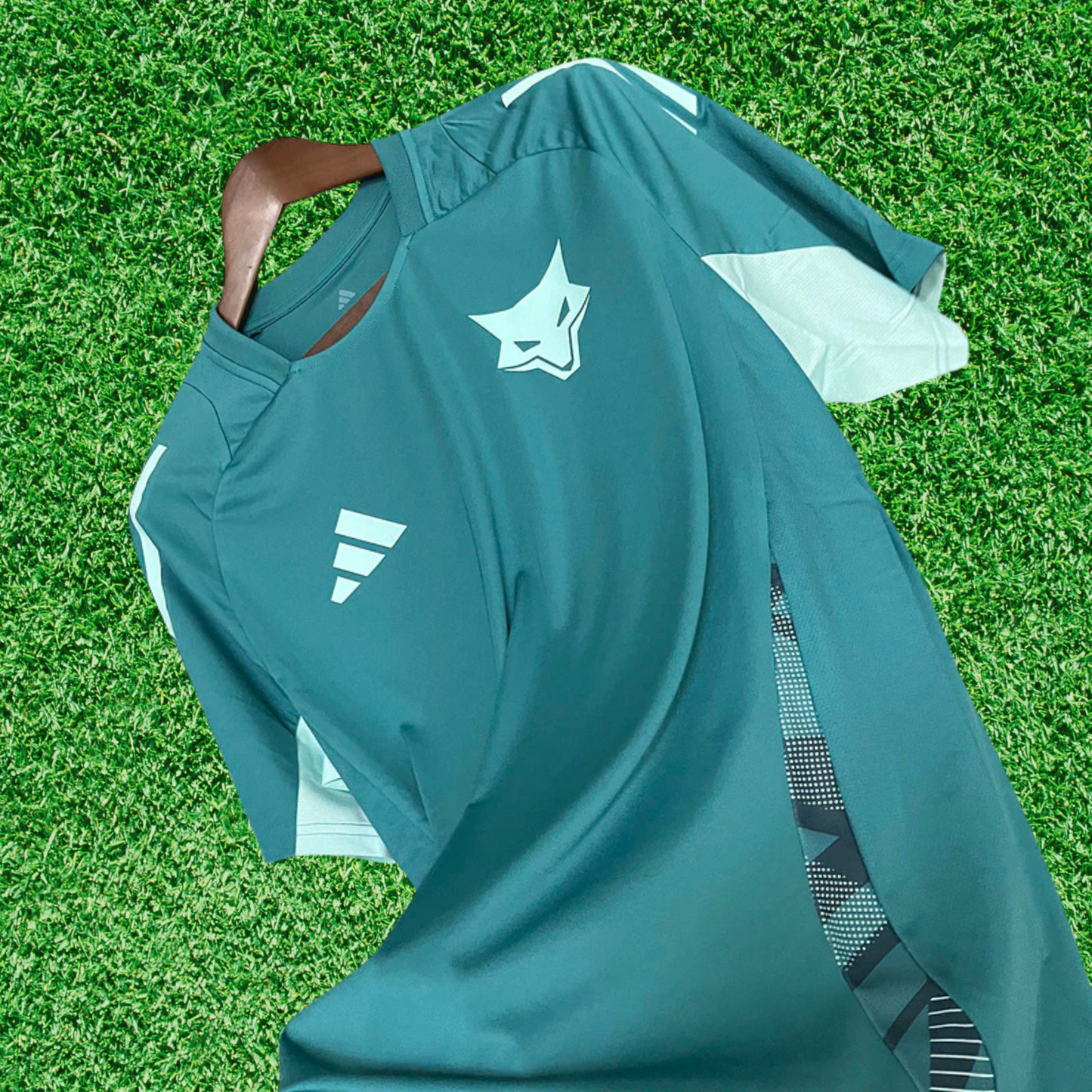 Camiseta Entrenamiento Cruzeiro II 25/26 Versión Fan 