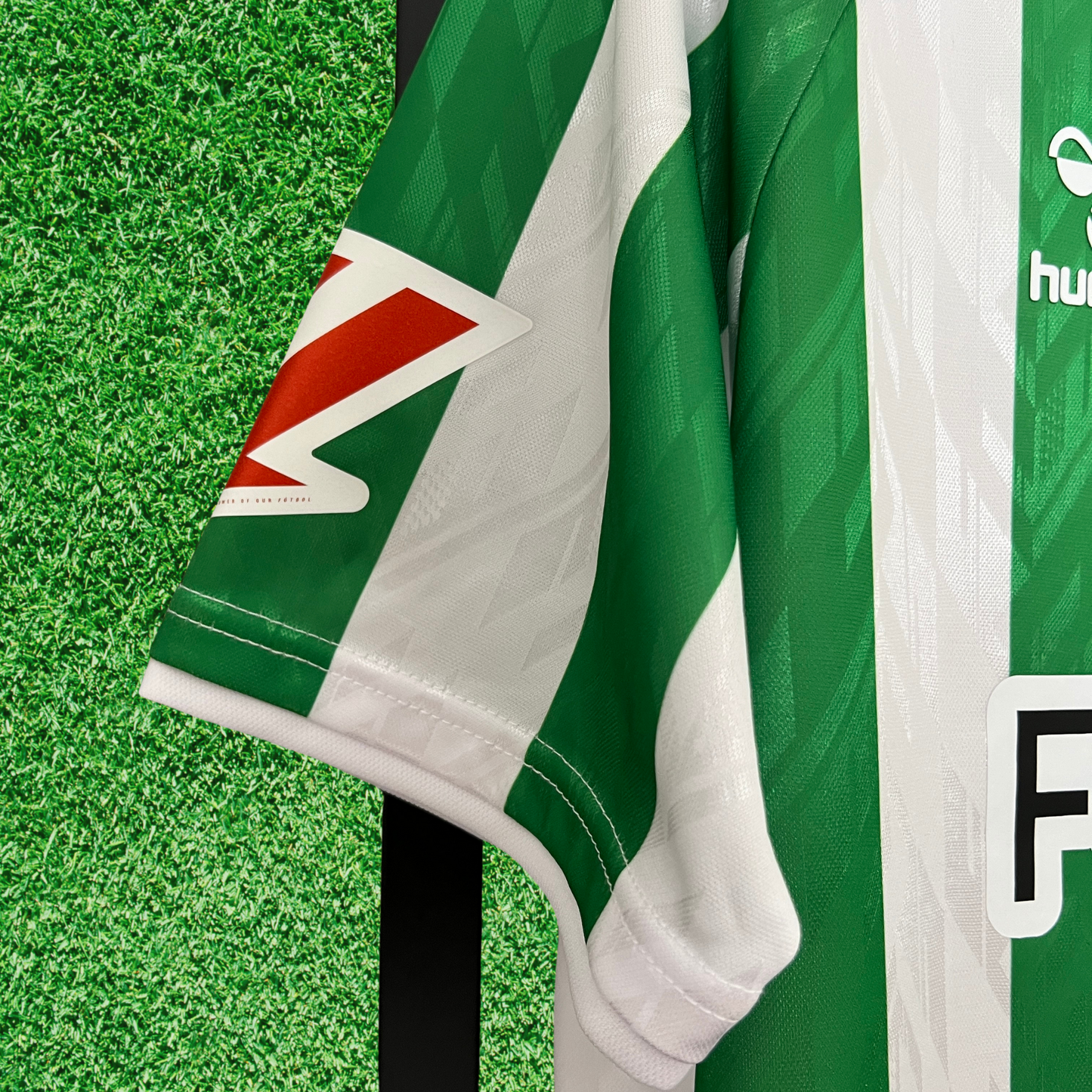 Camiseta local del Real Betis 24/25 versión para aficionados 