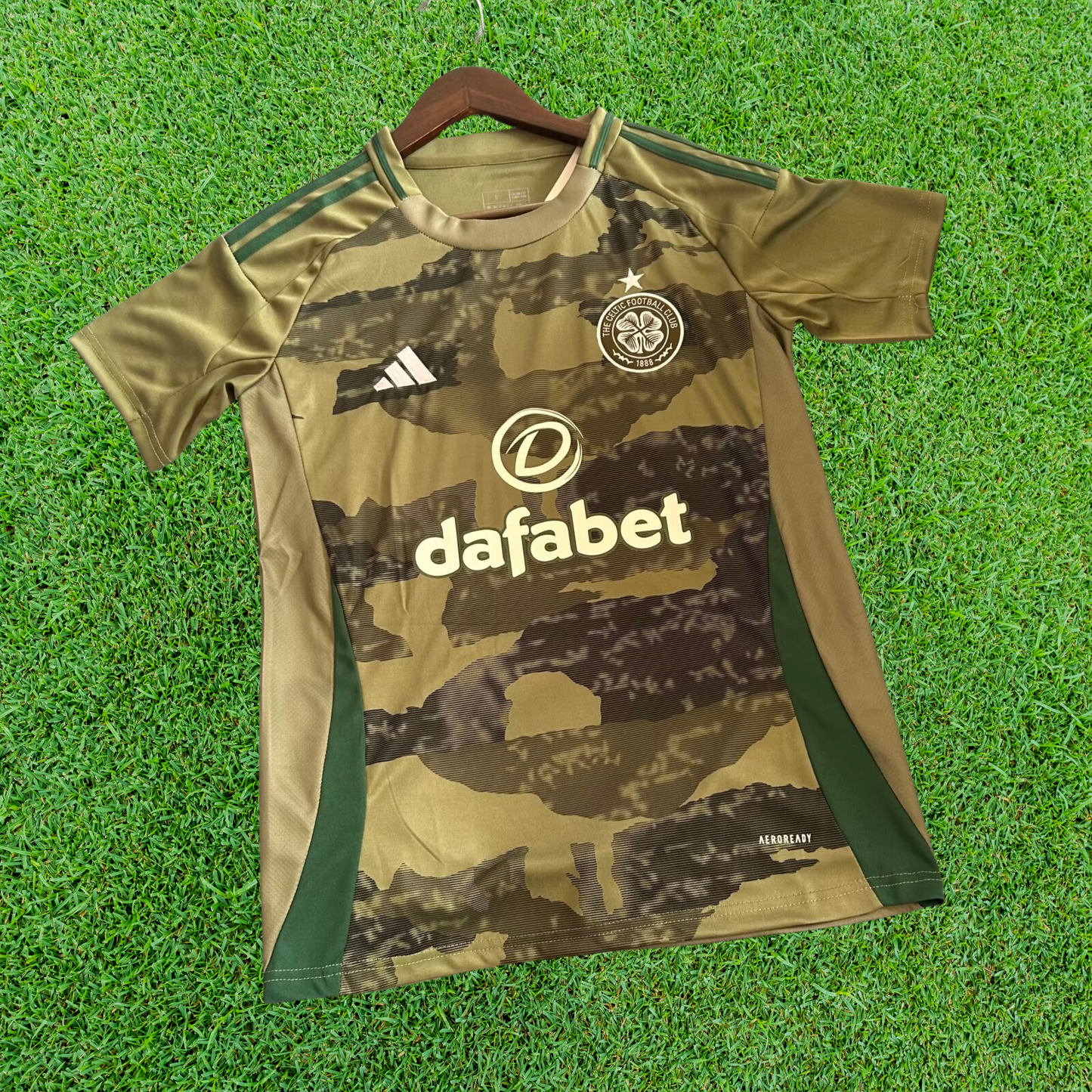 Camiseta de tercera equipación del Celtic FC 24/25, versión para aficionados 