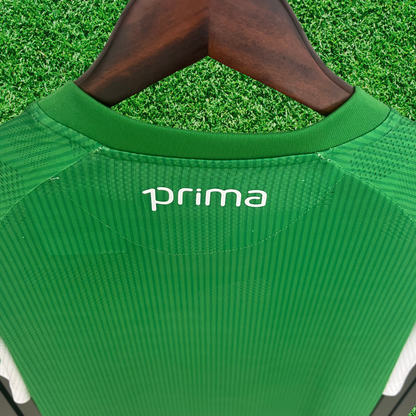 Camiseta local del Real Betis 25/26 versión para aficionados 