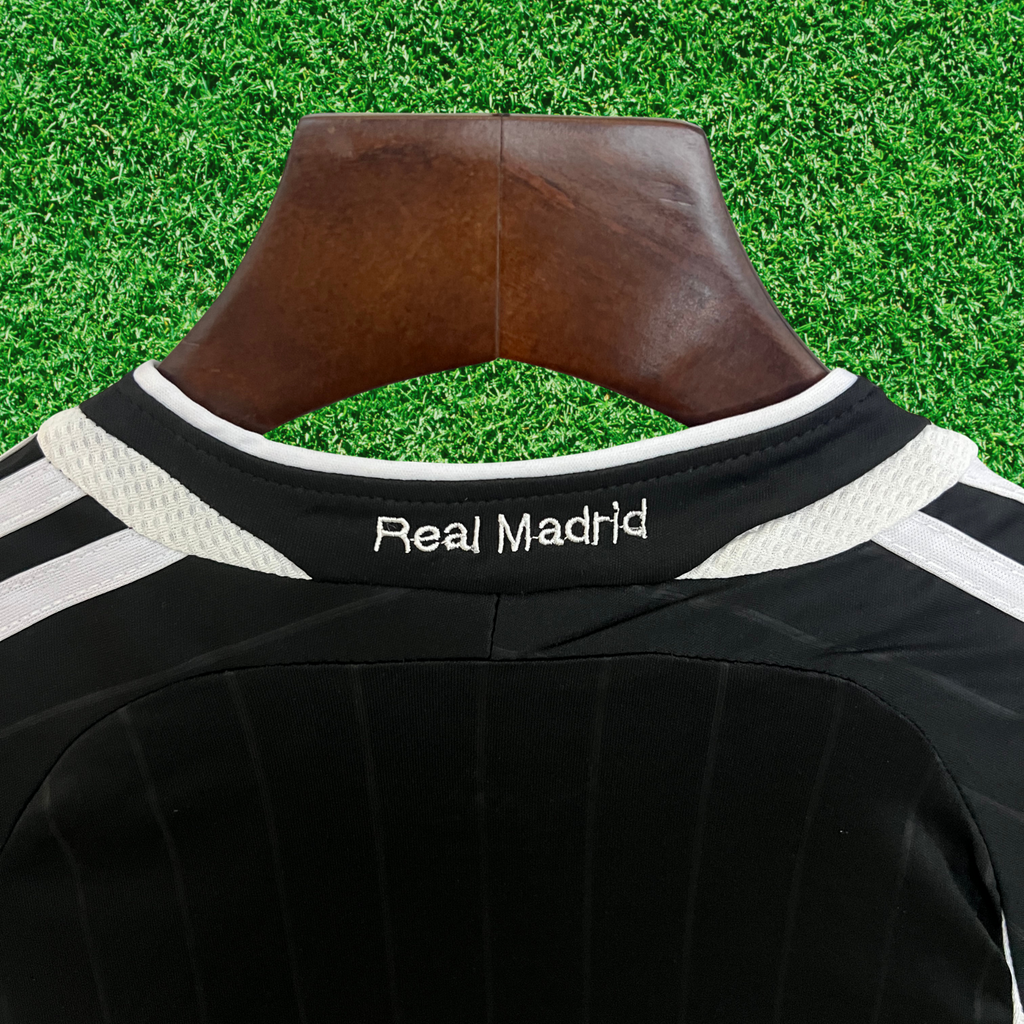 Kit Real Madrid II 06/07 Infantil