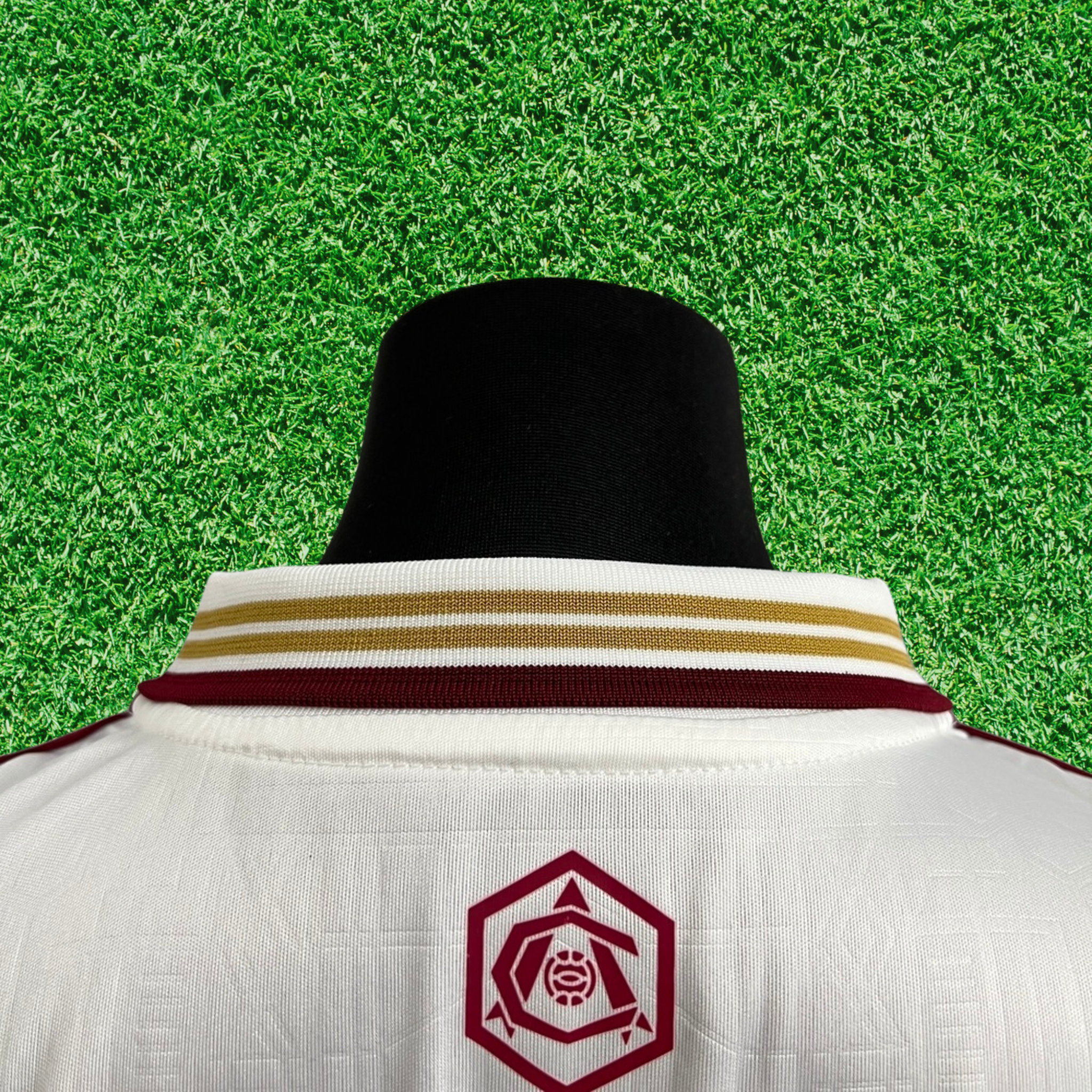 Kit Arsenal III 25/26 Infantil