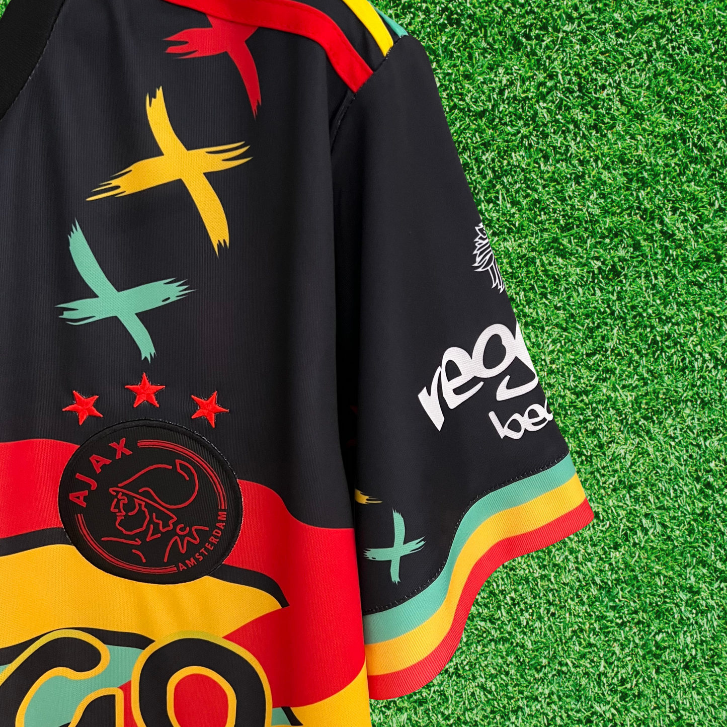 Camisa AFC Ajax Especial Bob Marley 23/24 Torcedor