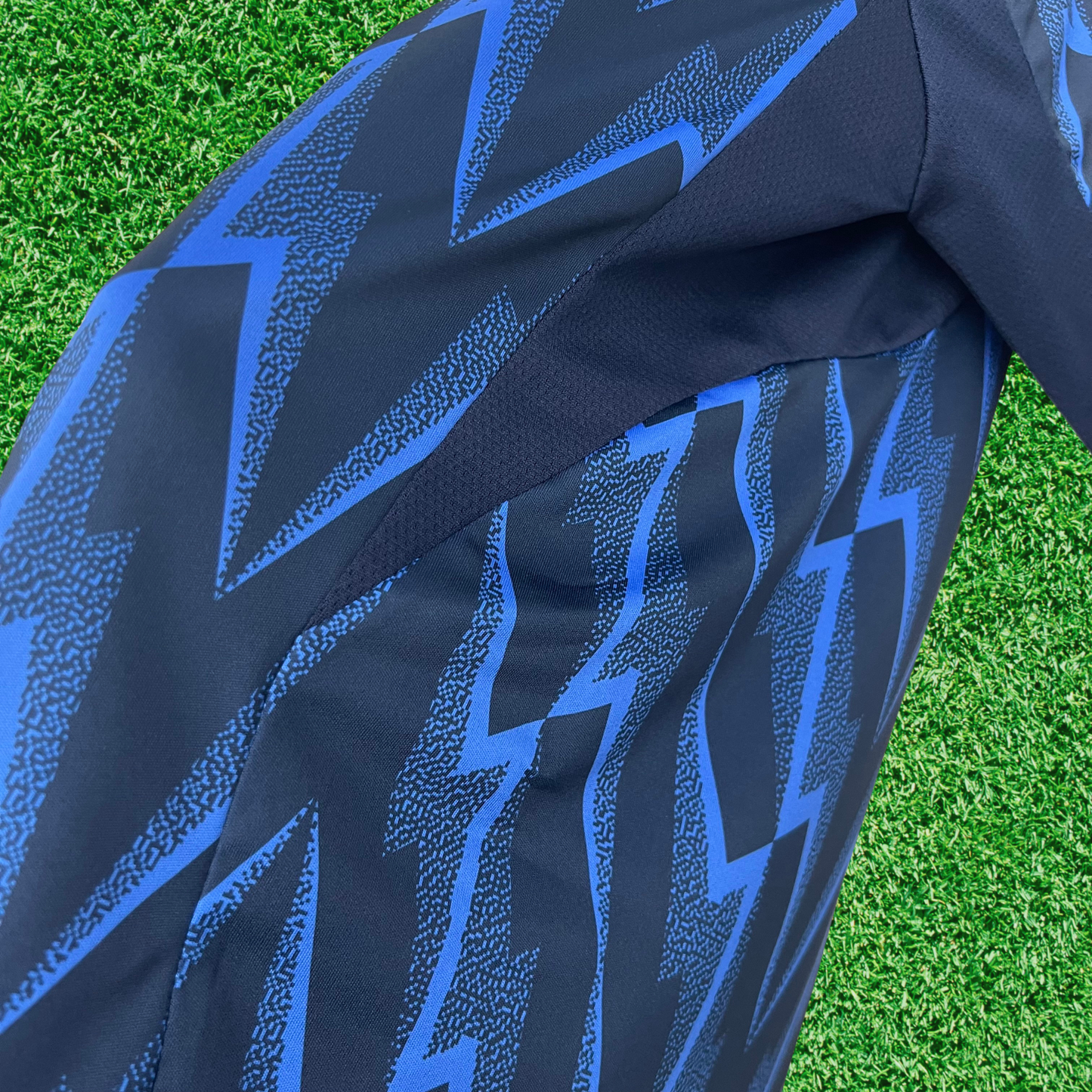 Arsenal Away Jersey 25/26 Fan Version