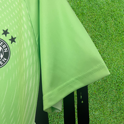 Bayern Munich Goalkeeper Jersey I 25/26 Fan Version
