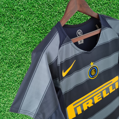 Camiseta retro de la tercera equipación del Inter de Milán 04/05 