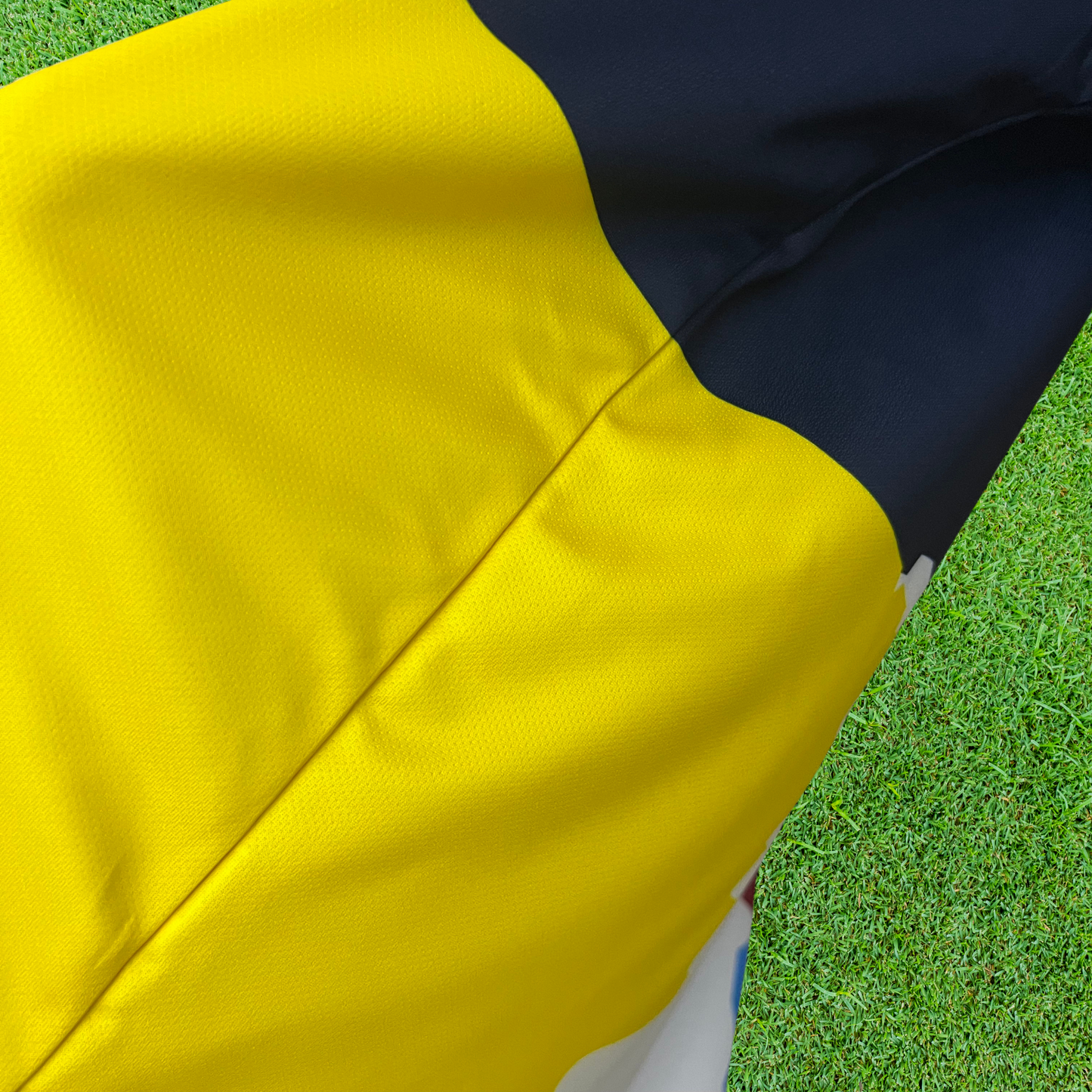 Neymar Jr Legends Jersey 25/26 Fan Version