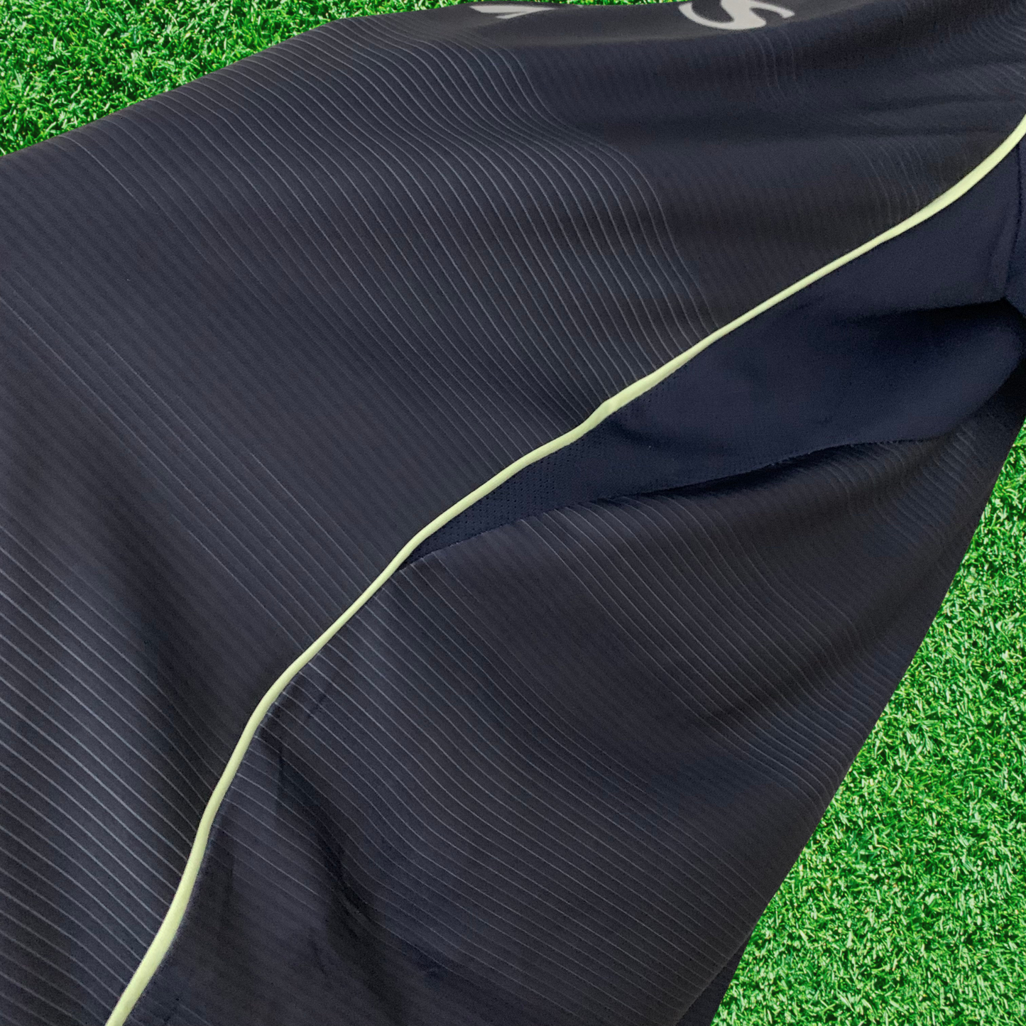 Camiseta visitante del Real Madrid 25/26 versión para aficionados 