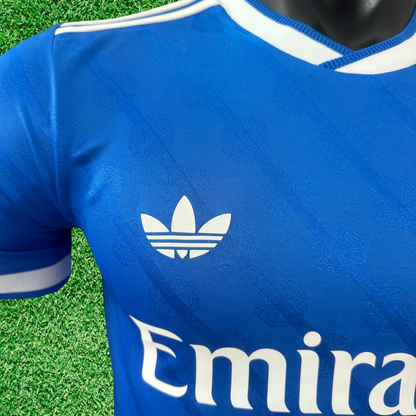 Camiseta de jugador de la tercera equipación del Real Madrid 25/26 