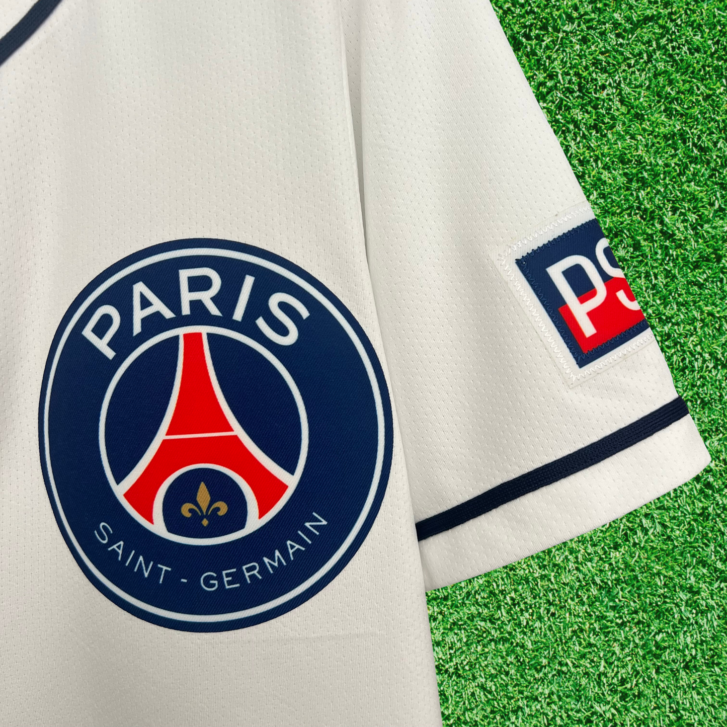 Camisa Paris Saint-Germain F.C (PSG) MLB Collab 25/26 Retrô