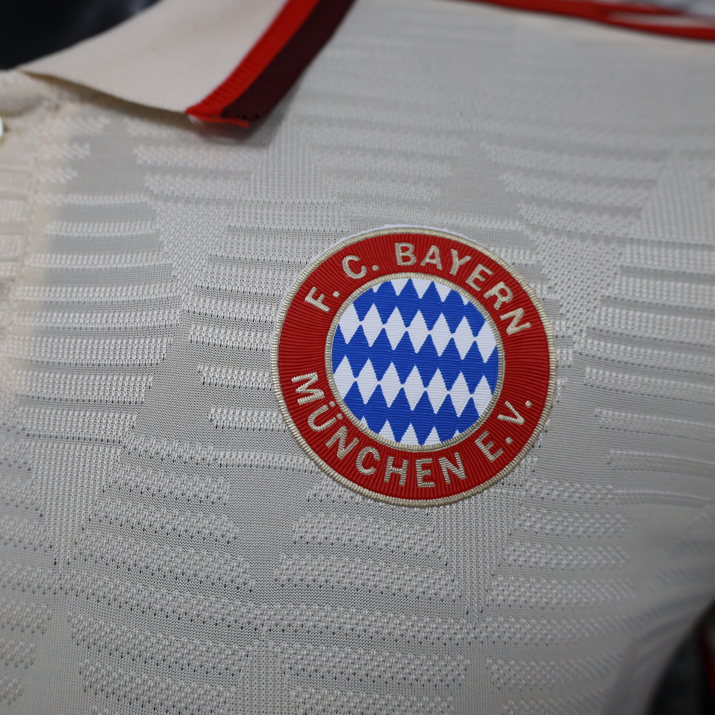 Camiseta de jugador del Bayern Múnich 24/25 (tercera equipación) 