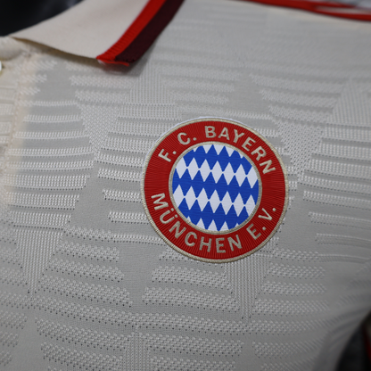 Camiseta de jugador del Bayern Múnich 24/25 (tercera equipación) 